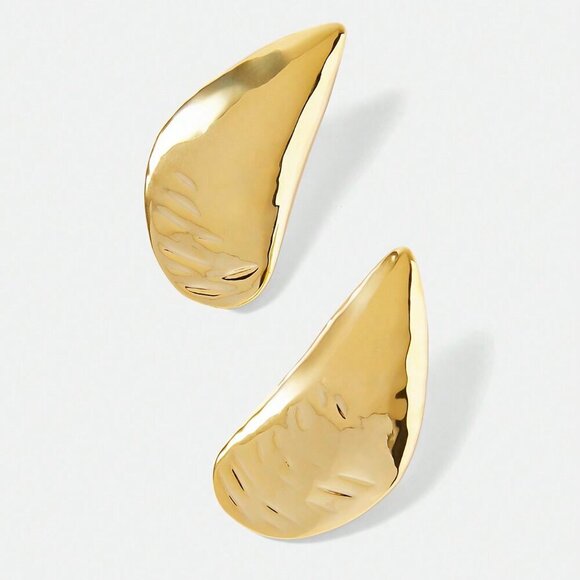 Gold Fashionable Women's Large Auricle Design Earrings - Picture 2 of 6